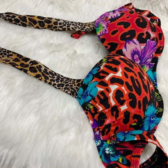 Victorias Secret Bombshell Swim Top - Picture 10 of 10